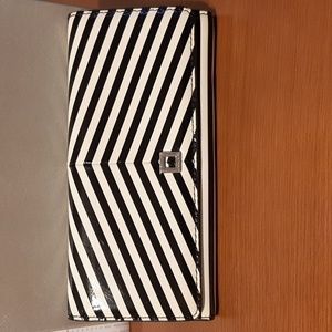 Lodis Black and Cream Wallet